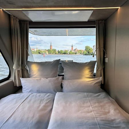 Nena Hausboot Hotel Берлин Екстериор снимка