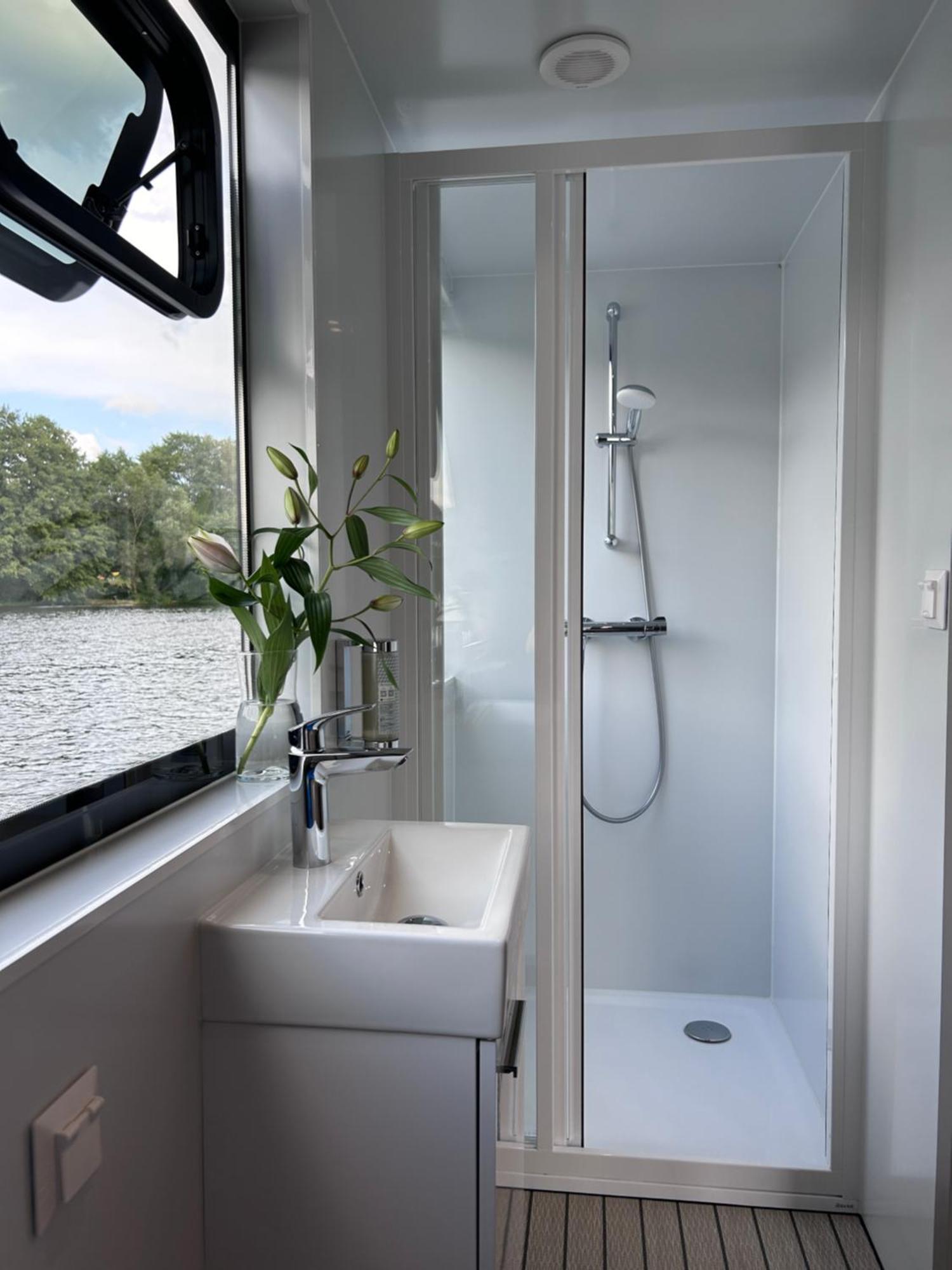 Nena Hausboot Hotel Берлин Екстериор снимка